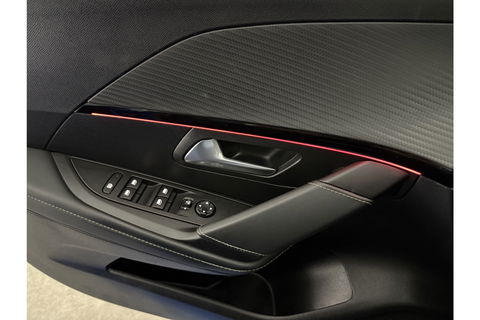 Peugeot 208 1.2 PureTech GT Pack 131PK 360Camera Pano Sfeerverl. Carplay LED Virtual Clima Cruise Navi PDC 17''LMV
