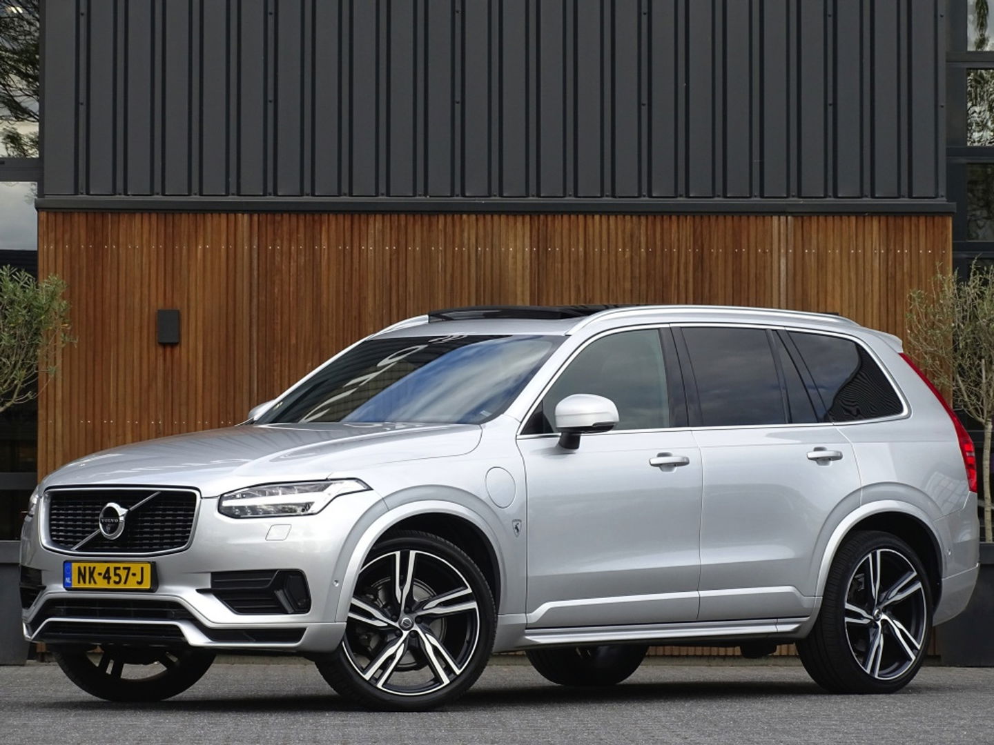Volvo XC90 2.0 T8 392PK AWD / R-Design / B&W / ACC / 360° / Head-Up