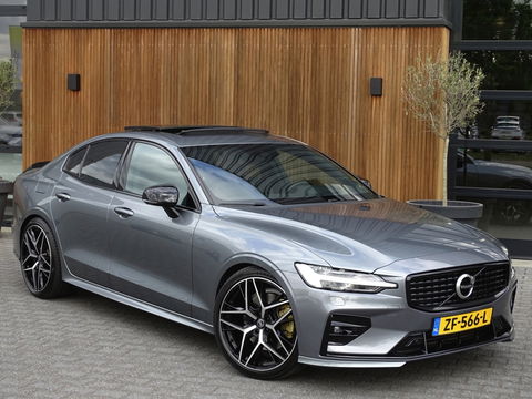 Volvo S60 2.0 T5 251PK / R-Design / Harman Kardon / Head-Up *NAP*