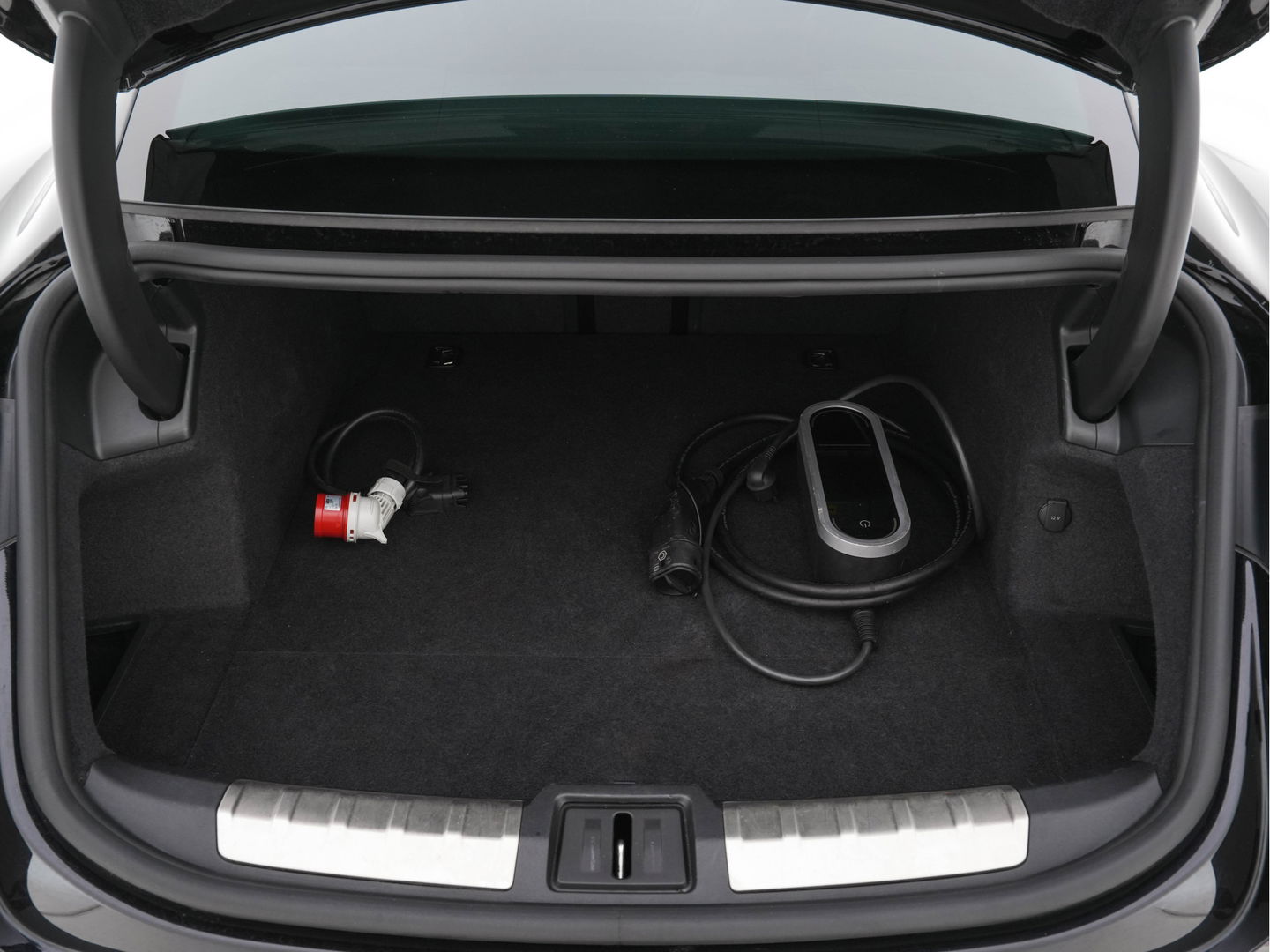 Porsche Taycan Performance 84 kWh [ 3-Fase ] Aut. *PANO | HEAT-PUMP | SPORT-CHRONO-PACK | LEATHER-MICROFIBRE | FULL-LED | MEMORY-PACK | BOSE-SOUND | AIR-SUSPENSION | BLINDSPOT | HEATED-SPORT-SEATS | CAMERA | DAB+ | ECC | PDC | 20''ALU*