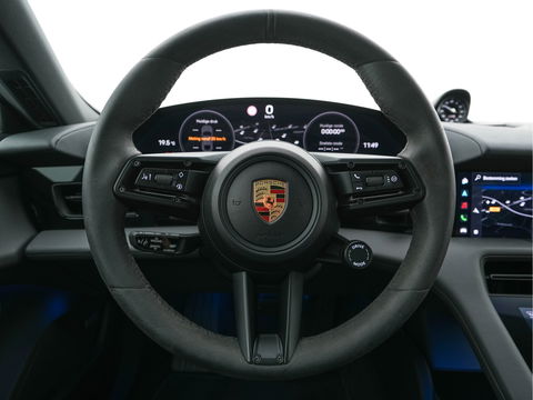 Porsche Taycan Performance 84 kWh [ 3-Fase ] Aut. *PANO | HEAT-PUMP | SPORT-CHRONO-PACK | LEATHER-MICROFIBRE | FULL-LED | MEMORY-PACK | BOSE-SOUND | AIR-SUSPENSION | BLINDSPOT | HEATED-SPORT-SEATS | CAMERA | DAB+ | ECC | PDC | 20''ALU*
