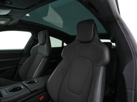 Porsche Taycan Performance 84 kWh [ 3-Fase ] Aut. *PANO | HEAT-PUMP | SPORT-CHRONO-PACK | LEATHER-MICROFIBRE | FULL-LED | MEMORY-PACK | BOSE-SOUND | AIR-SUSPENSION | BLINDSPOT | HEATED-SPORT-SEATS | CAMERA | DAB+ | ECC | PDC | 20''ALU*