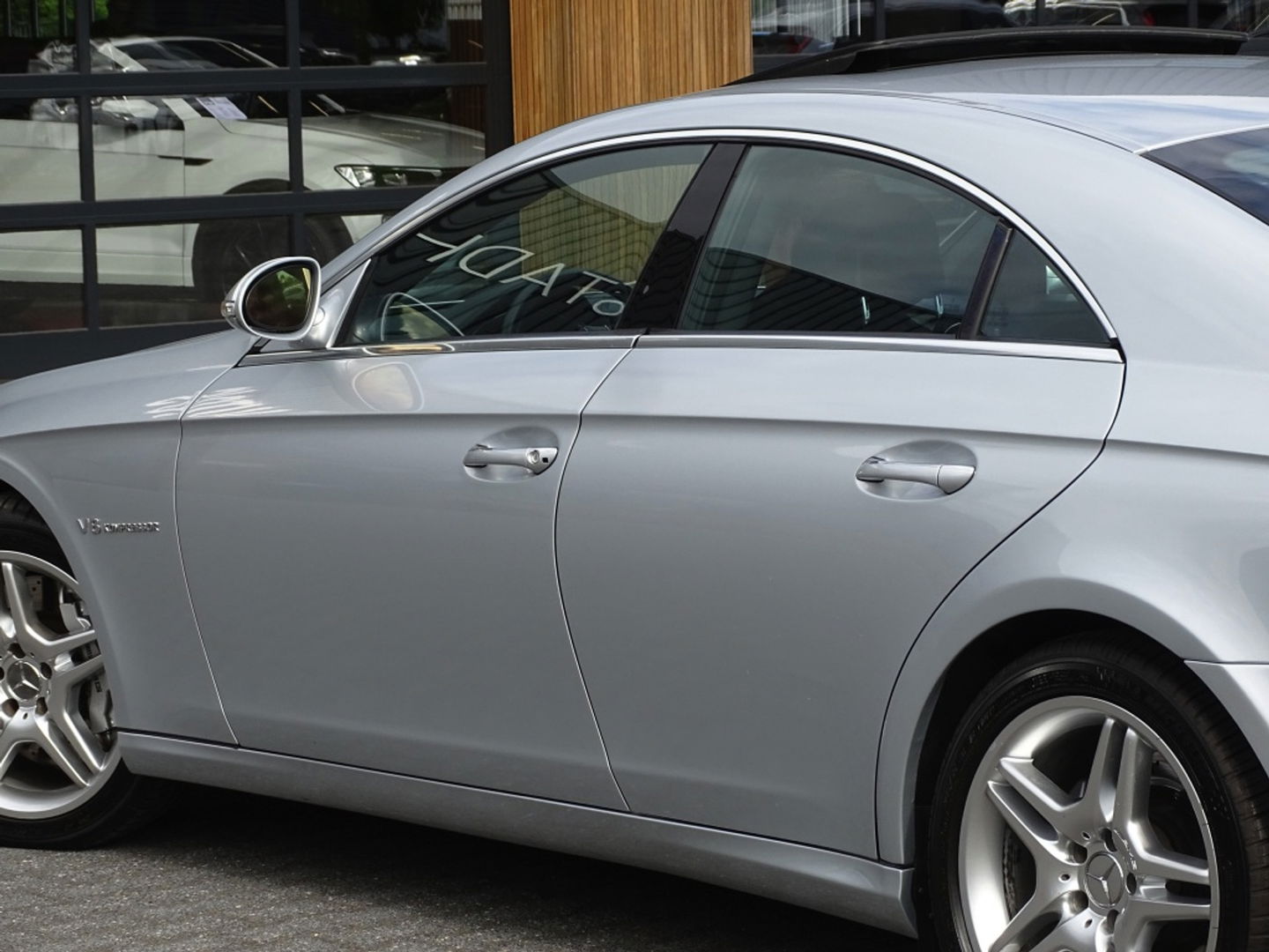 Mercedes-Benz CLS-Klasse AMG 55 V8 476PK kompressor / Designo *NAP*