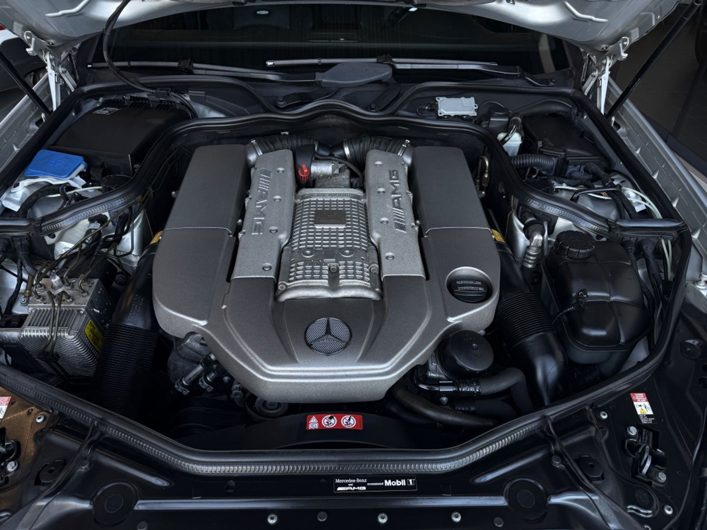 Mercedes-Benz CLS-Klasse AMG 55 V8 476PK kompressor / Designo *NAP*