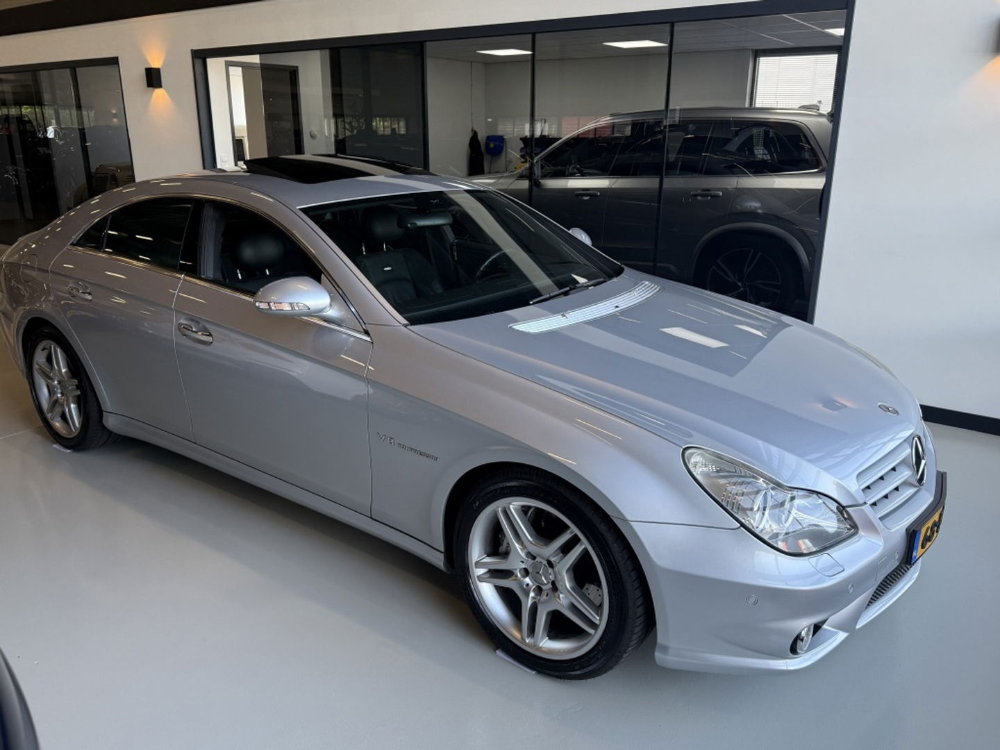 Mercedes-Benz CLS-Klasse AMG 55 V8 476PK kompressor / Designo *NAP*