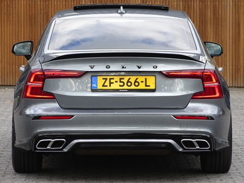 Volvo S60 2.0 T5 251PK / R-Design / Harman Kardon / Head-Up *NAP*
