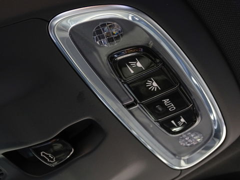 Volvo S60 2.0 T5 251PK / R-Design / Harman Kardon / Head-Up *NAP*