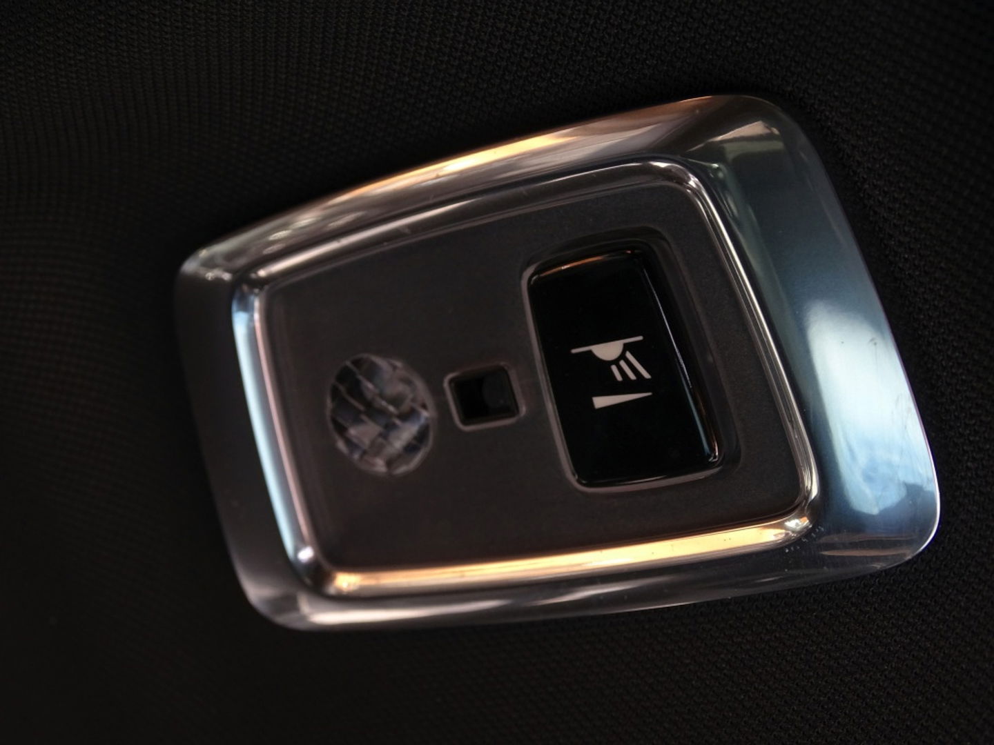 Volvo S60 2.0 T5 251PK / R-Design / Harman Kardon / Head-Up *NAP*
