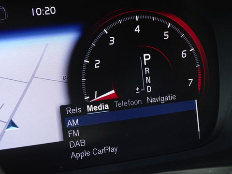 Volvo S60 2.0 T5 251PK / R-Design / Harman Kardon / Head-Up *NAP*