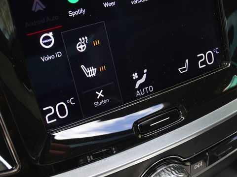 Volvo S60 2.0 T5 251PK / R-Design / Harman Kardon / Head-Up *NAP*