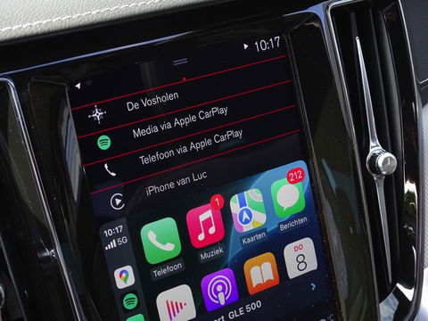 Volvo S60 2.0 T5 251PK / R-Design / Harman Kardon / Head-Up *NAP*