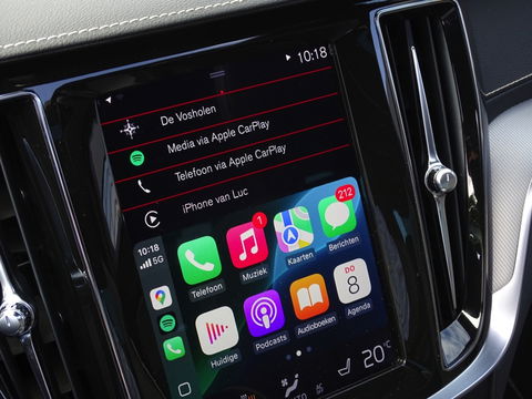 Volvo S60 2.0 T5 251PK / R-Design / Harman Kardon / Head-Up *NAP*