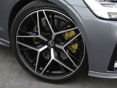 Volvo S60 2.0 T5 251PK / R-Design / Harman Kardon / Head-Up *NAP*