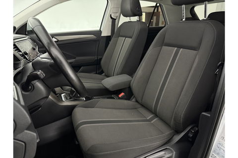 Volkswagen T-Roc 1.0 TSI Pano LED Camera Trekhaak Carplay Airco Adaptive Cruise Navi PDC 16''LMV