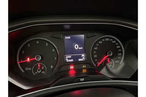 Volkswagen T-Roc 1.0 TSI Pano LED Camera Trekhaak Carplay Airco Adaptive Cruise Navi PDC 16''LMV