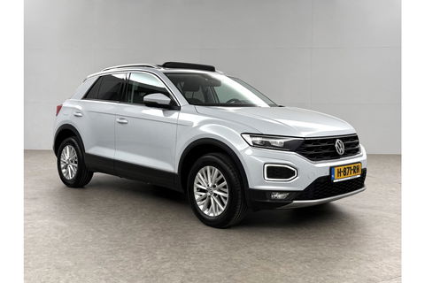 Volkswagen T-Roc 1.0 TSI Pano LED Camera Trekhaak Carplay Airco Adaptive Cruise Navi PDC 16''LMV