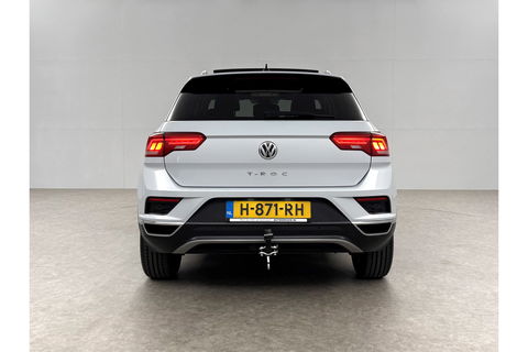 Volkswagen T-Roc 1.0 TSI Pano LED Camera Trekhaak Carplay Airco Adaptive Cruise Navi PDC 16''LMV