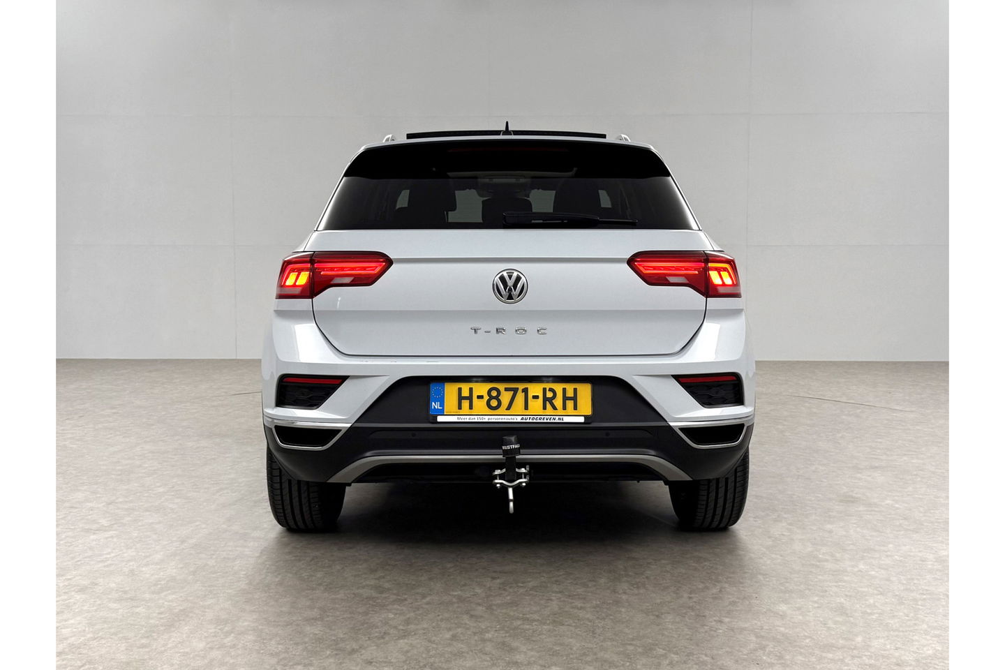 Volkswagen T-Roc 1.0 TSI Pano LED Camera Trekhaak Carplay Airco Adaptive Cruise Navi PDC 16''LMV