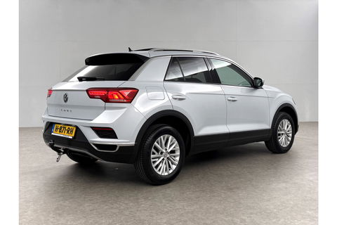 Volkswagen T-Roc 1.0 TSI Pano LED Camera Trekhaak Carplay Airco Adaptive Cruise Navi PDC 16''LMV