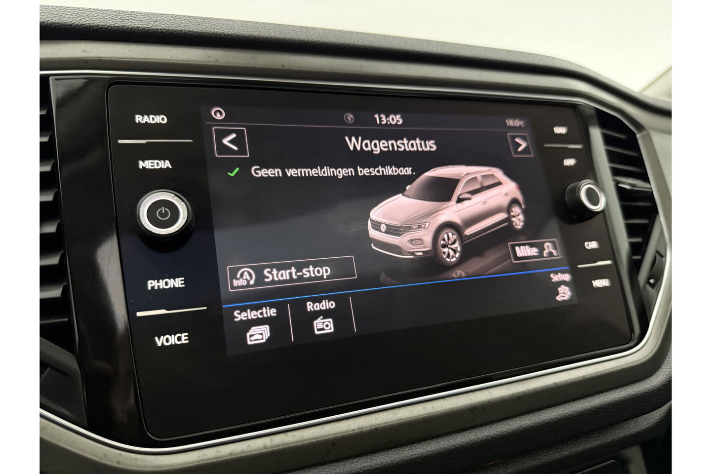 Volkswagen T-Roc 1.0 TSI Pano LED Camera Trekhaak Carplay Airco Adaptive Cruise Navi PDC 16''LMV