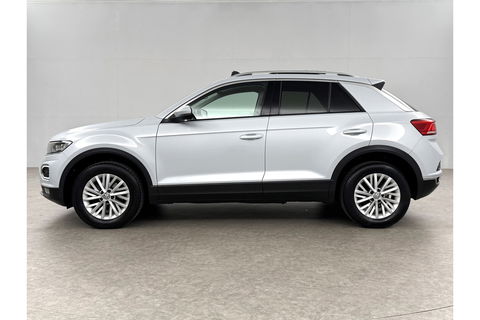 Volkswagen T-Roc 1.0 TSI Pano LED Camera Trekhaak Carplay Airco Adaptive Cruise Navi PDC 16''LMV