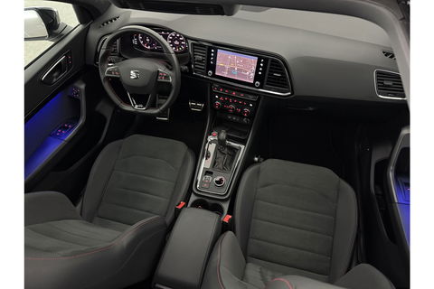 SEAT Ateca 1.5 TSI 150PK FR Business Intense Pano LED Trekhaak Sfeerverl. 360Camera Beats Audio Virtual Carplay Clima Cruise Navi PDC 19''LMV