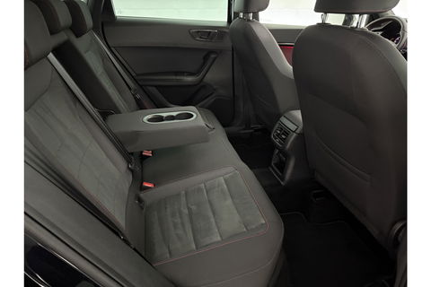 SEAT Ateca 1.5 TSI 150PK FR Business Intense Pano LED Trekhaak Sfeerverl. 360Camera Beats Audio Virtual Carplay Clima Cruise Navi PDC 19''LMV
