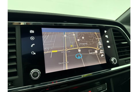 SEAT Ateca 1.5 TSI 150PK FR Business Intense Pano LED Trekhaak Sfeerverl. 360Camera Beats Audio Virtual Carplay Clima Cruise Navi PDC 19''LMV