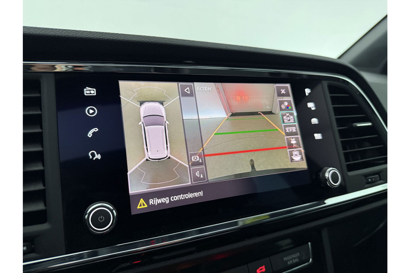 SEAT Ateca 1.5 TSI 150PK FR Business Intense Pano LED Trekhaak Sfeerverl. 360Camera Beats Audio Virtual Carplay Clima Cruise Navi PDC 19''LMV