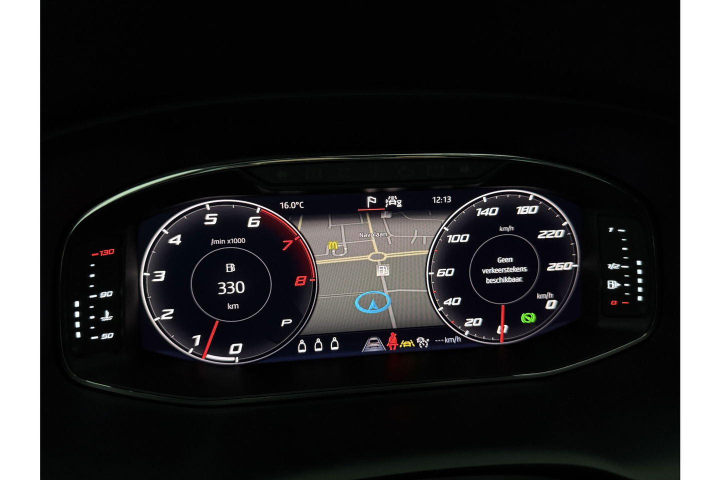 SEAT Ateca 1.5 TSI 150PK FR Business Intense Pano LED Trekhaak Sfeerverl. 360Camera Beats Audio Virtual Carplay Clima Cruise Navi PDC 19''LMV