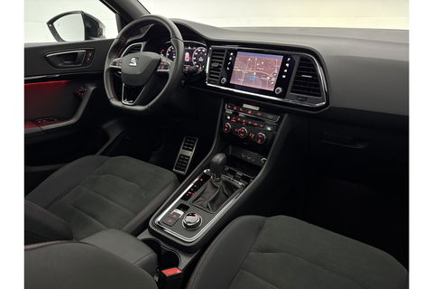 SEAT Ateca 1.5 TSI 150PK FR Business Intense Pano LED Trekhaak Sfeerverl. 360Camera Beats Audio Virtual Carplay Clima Cruise Navi PDC 19''LMV