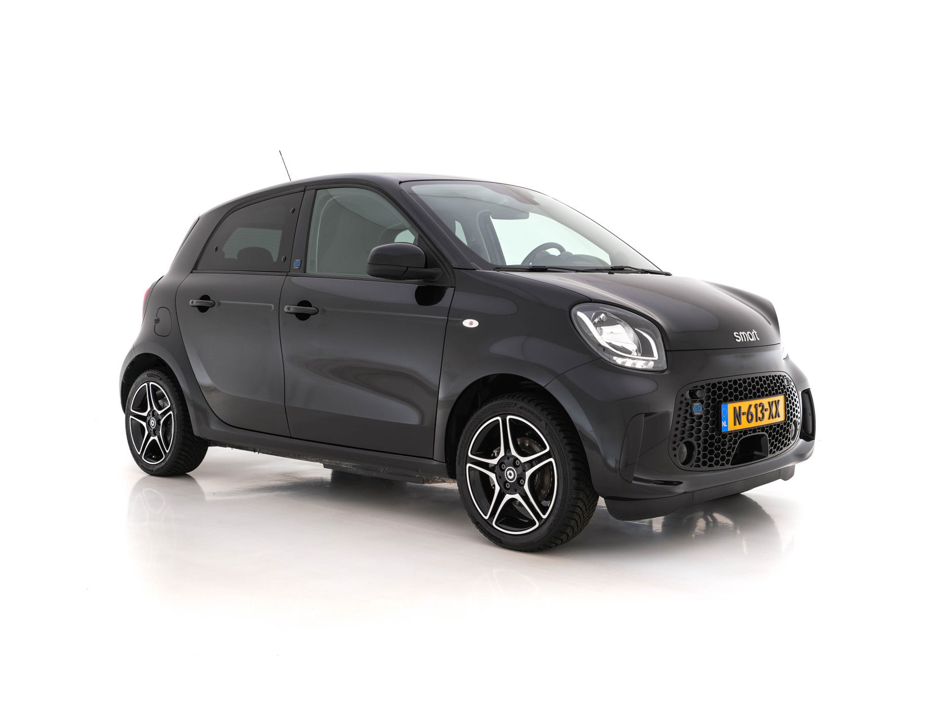 Smart Forfour EQ Comfort Pack-Sport 18 kWh [ 3-Fase ] (INCL-BTW) *COMFORT-SEATS | CARPLAY  | AIRCO | CRUISE | MICROFIBRE | PDC | 16''ALU*
