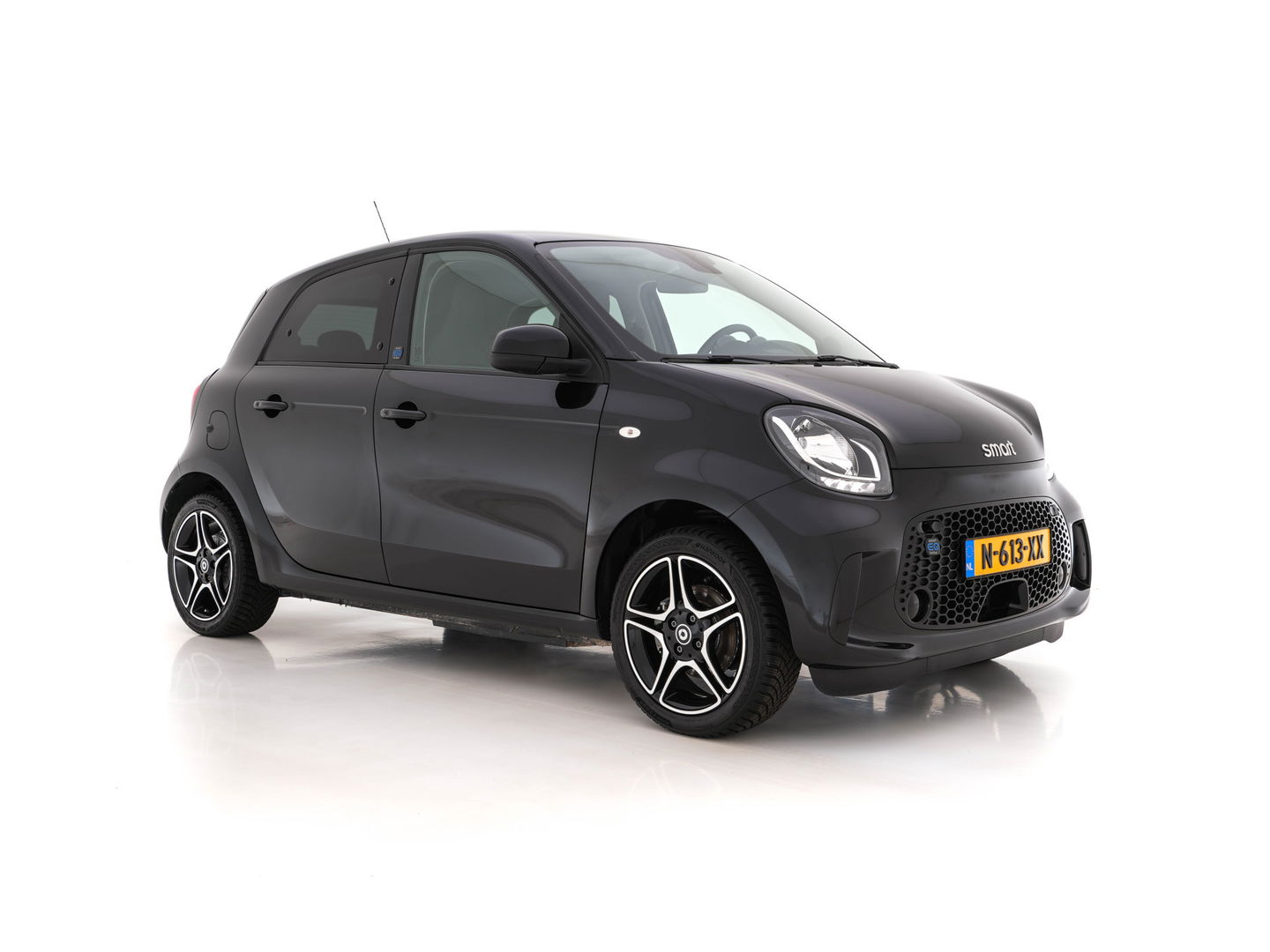 Smart Forfour EQ Comfort Pack-Sport 18 kWh [ 3-Fase ] (INCL-BTW) *COMFORT-SEATS | CARPLAY  | AIRCO | CRUISE | MICROFIBRE | PDC | 16''ALU*