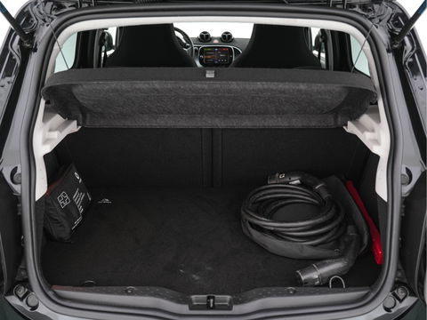 Smart Forfour EQ Comfort Pack-Sport 18 kWh [ 3-Fase ] (INCL-BTW) *COMFORT-SEATS | CARPLAY  | AIRCO | CRUISE | MICROFIBRE | PDC | 16''ALU*
