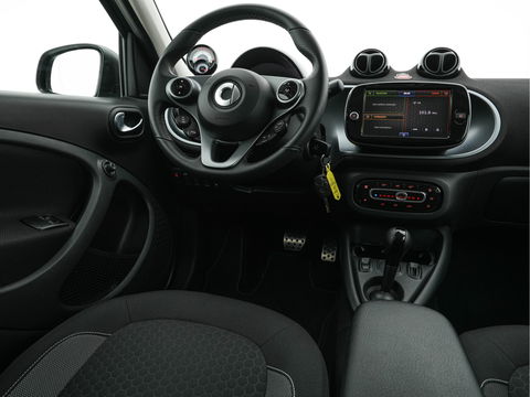 Smart Forfour EQ Comfort Pack-Sport 18 kWh [ 3-Fase ] (INCL-BTW) *COMFORT-SEATS | CARPLAY  | AIRCO | CRUISE | MICROFIBRE | PDC | 16''ALU*