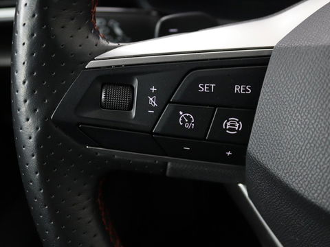 SEAT Leon 1.4 TSI eHybrid PHEV FR | Trekhaak | Carplay | Full LED | Navigatie | Sportstoelen | Climate control | Parkeerhulp | Cruise control