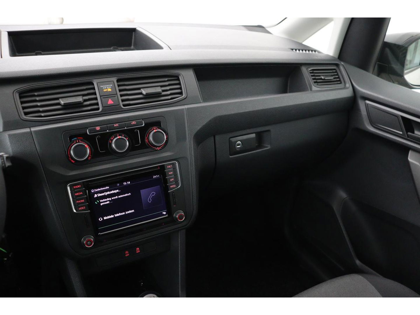 Volkswagen Caddy 2.0 TDI L1H1 Trendline | Trekhaak | Carplay | Navigatie | Airco | Elektrische ramen