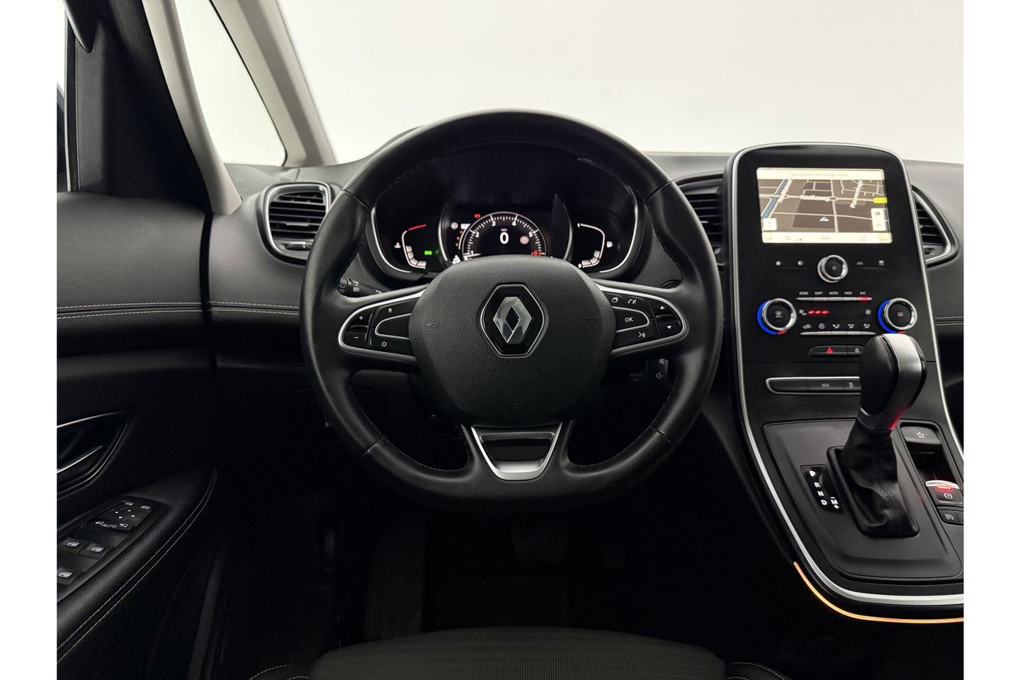 Renault Grand Scénic 1.3 TCe Intens 7P 141PK LED Camera Trekhaak Carplay Virtual Navi Clima Cruise PDC 20"LMV