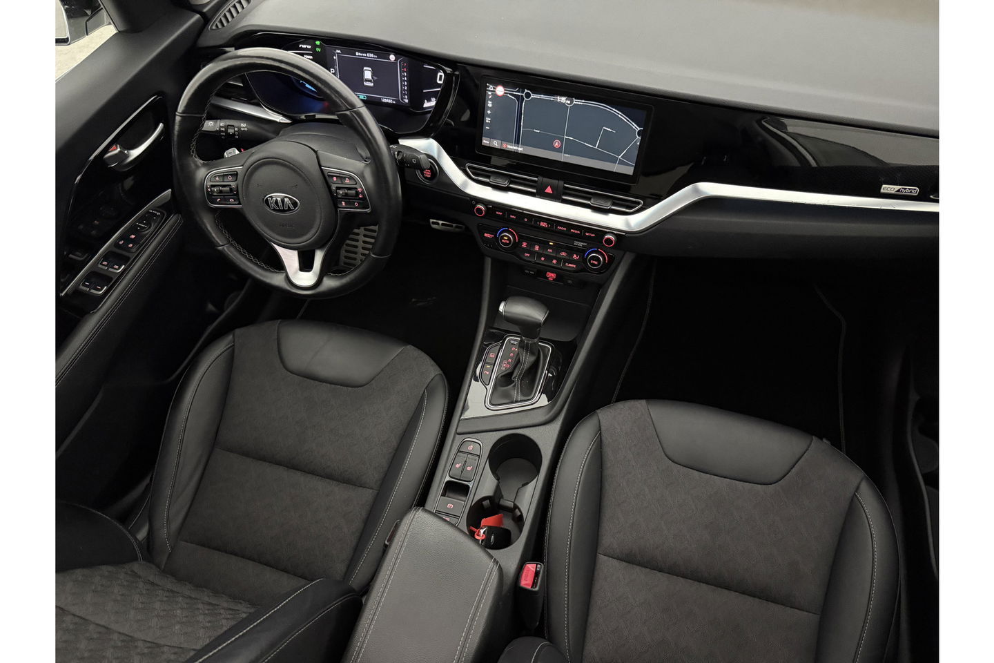 Kia Niro 1.6 GDi Hybrid DynamicPlusLine Pano LED Camera Carlpay Virtual Clima Cruise Navi PDC 18''LMV
