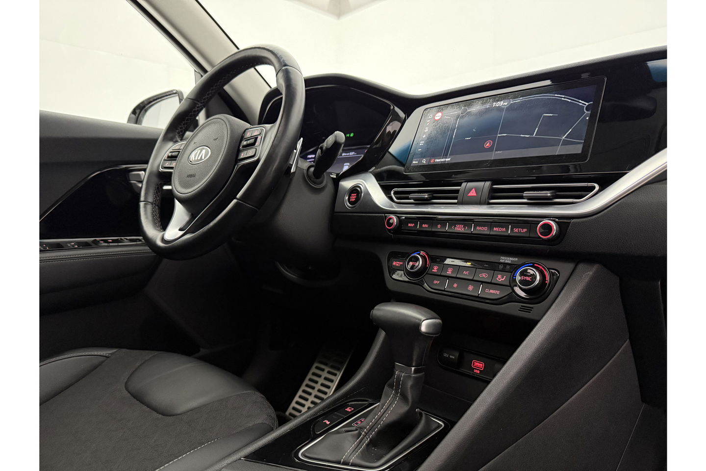 Kia Niro 1.6 GDi Hybrid DynamicPlusLine Pano LED Camera Carlpay Virtual Clima Cruise Navi PDC 18''LMV