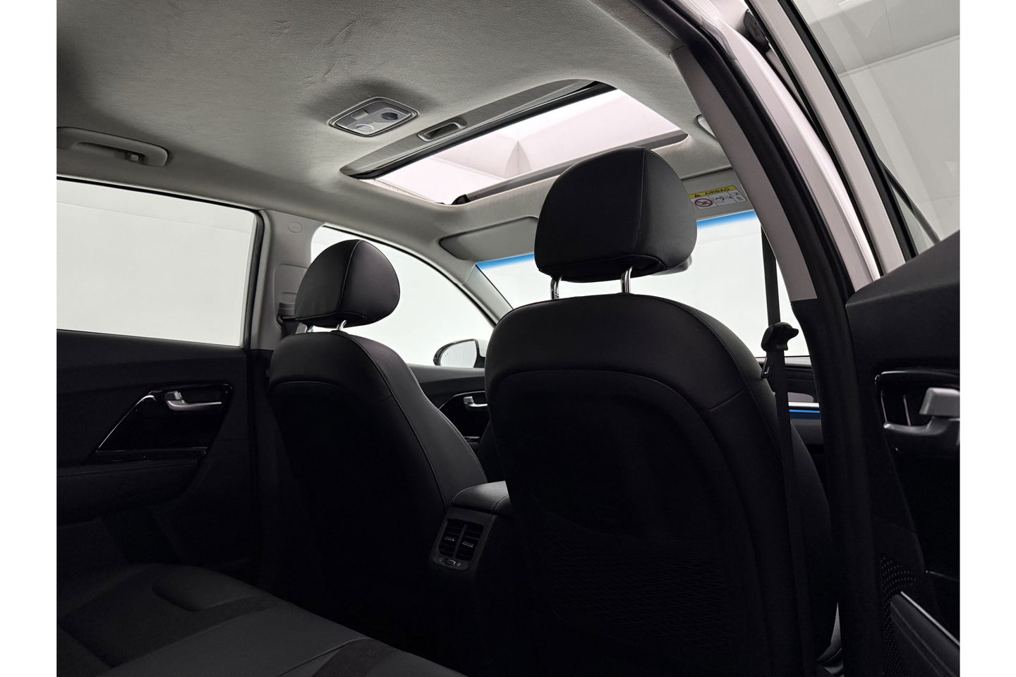 Kia Niro 1.6 GDi Hybrid DynamicPlusLine Pano LED Camera Carlpay Virtual Clima Cruise Navi PDC 18''LMV