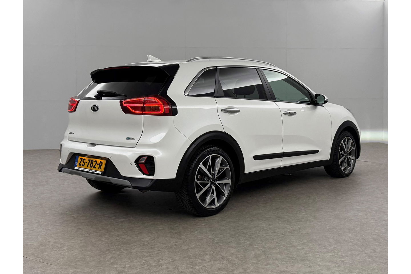 Kia Niro 1.6 GDi Hybrid DynamicPlusLine Pano LED Camera Carlpay Virtual Clima Cruise Navi PDC 18''LMV