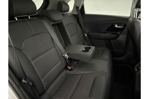 Kia Niro 1.6 GDi Hybrid DynamicPlusLine Pano LED Camera Carlpay Virtual Clima Cruise Navi PDC 18''LMV