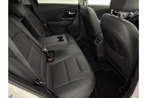 Kia Niro 1.6 GDi Hybrid DynamicPlusLine Pano LED Camera Carlpay Virtual Clima Cruise Navi PDC 18''LMV