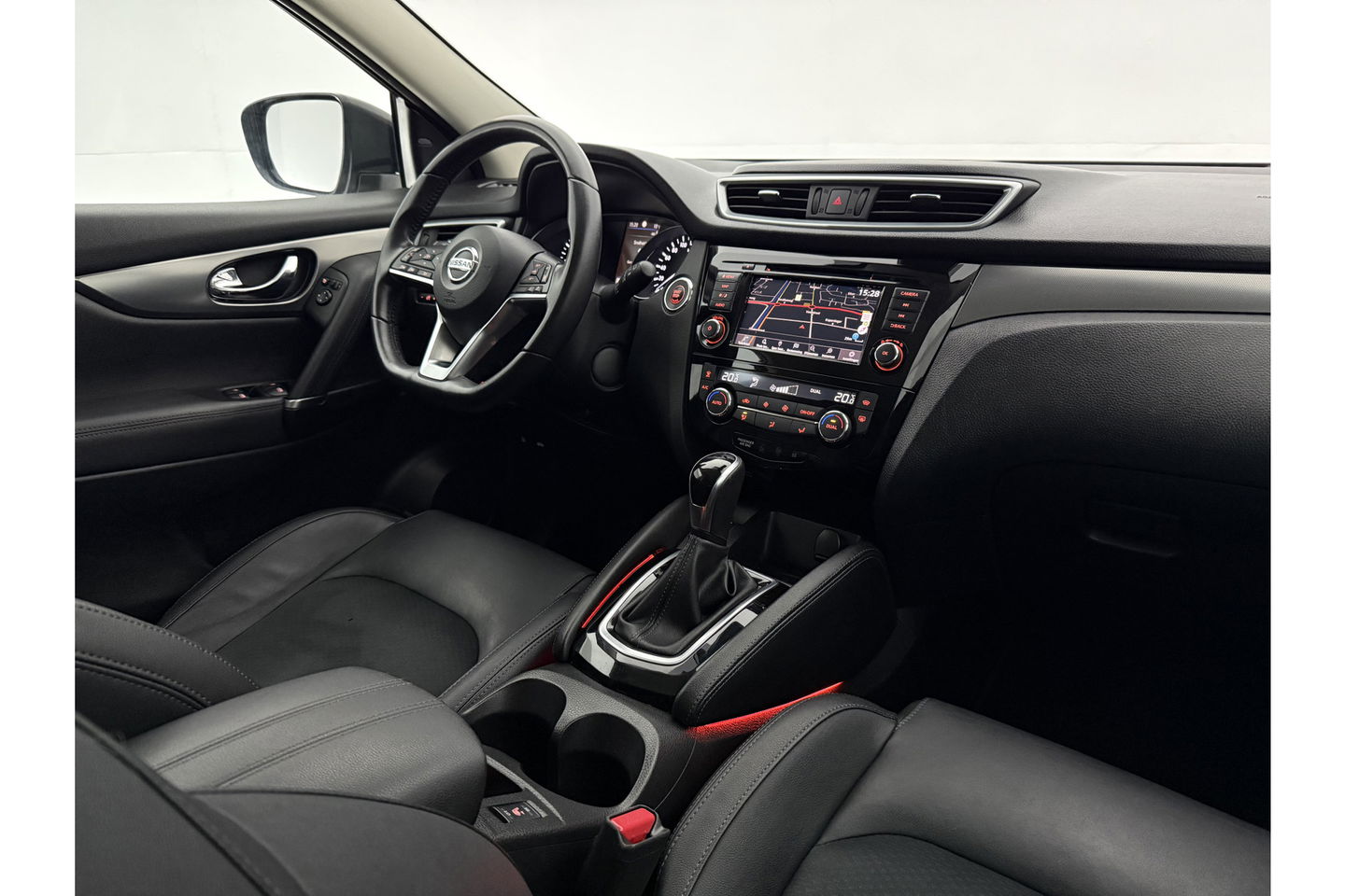Nissan QASHQAI 1.3 DIG-T Tekna 160PK 360Camera LED Carplay Clima Cruise Navi PDC 19''LMV