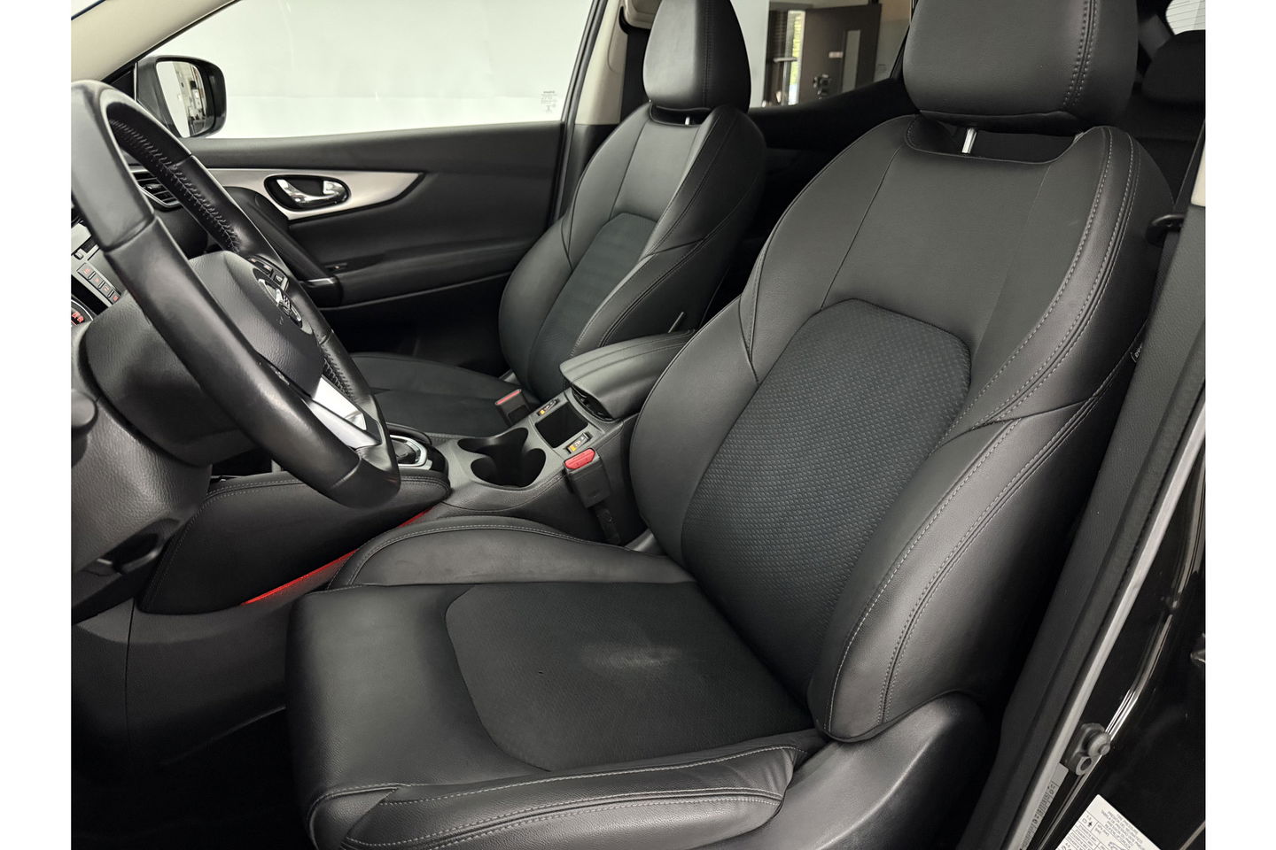 Nissan QASHQAI 1.3 DIG-T Tekna 160PK 360Camera LED Carplay Clima Cruise Navi PDC 19''LMV