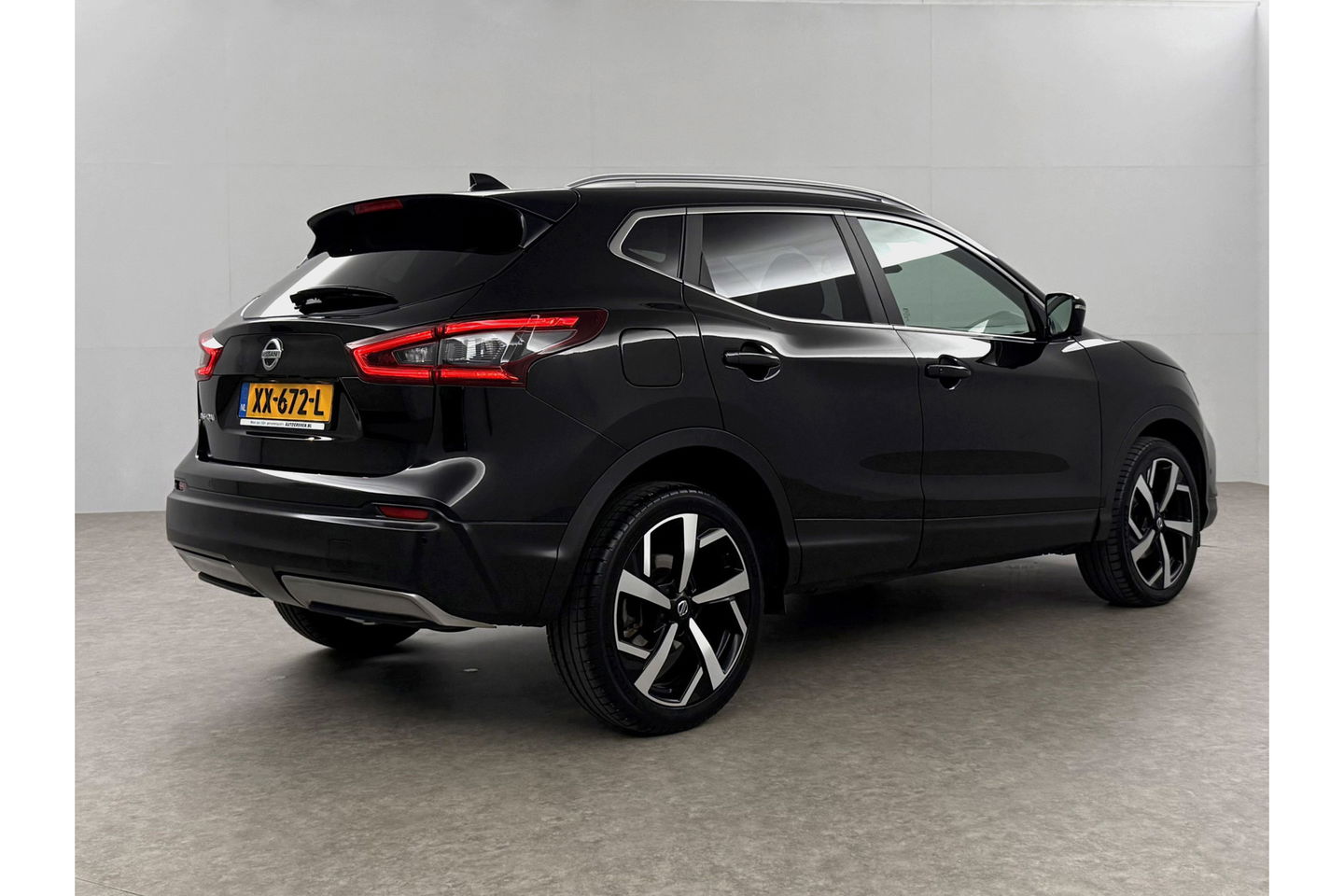 Nissan QASHQAI 1.3 DIG-T Tekna 160PK 360Camera LED Carplay Clima Cruise Navi PDC 19''LMV