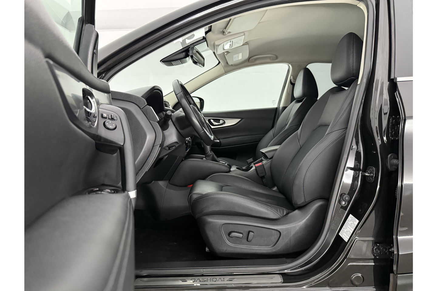 Nissan QASHQAI 1.3 DIG-T Tekna 160PK 360Camera LED Carplay Clima Cruise Navi PDC 19''LMV
