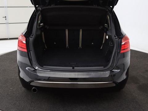 BMW 2 Serie Active Tourer 225xe iPerformance High Executive | Adaptive cruise | Luxury Line | Head-Up | Leder | Stoelverwarming | Full LED | Keyless | Trekhaak | Sportstoelen | Navigatie | Climate control