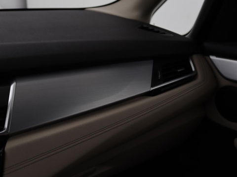 BMW 2 Serie Active Tourer 225xe iPerformance High Executive | Adaptive cruise | Luxury Line | Head-Up | Leder | Stoelverwarming | Full LED | Keyless | Trekhaak | Sportstoelen | Navigatie | Climate control